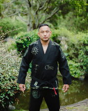 MAUKA (MOUNTAIN): BLACK