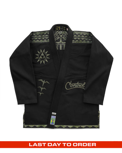 MAUKA (MOUNTAIN): BLACK