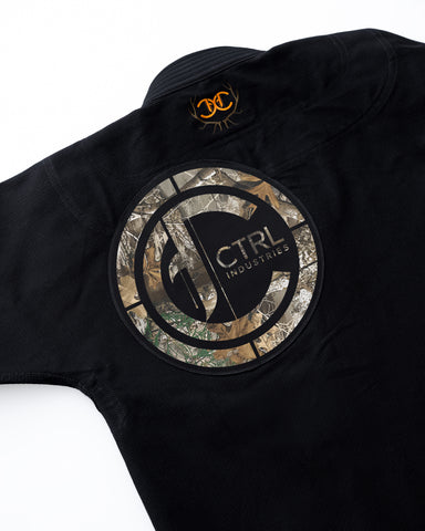 THE OUTFITTER V2: BLACK