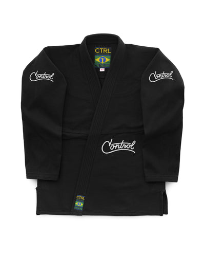 XLITE 250: BLACK / WHITE GI TOP